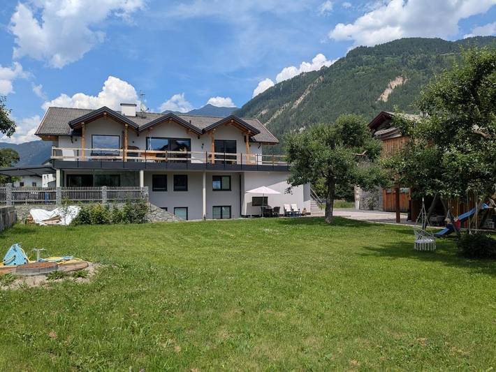 Vakantiewoning voor 5 personen, with Balkon and Terras as well as Tuin and Sauna in Ried im Oberinntal