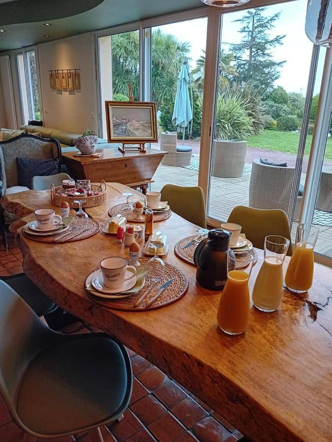 Chambre d’hôte pour 4 personnes, avec jardin ainsi que vue sur le lac et vue dans Carentan les Marais - 3