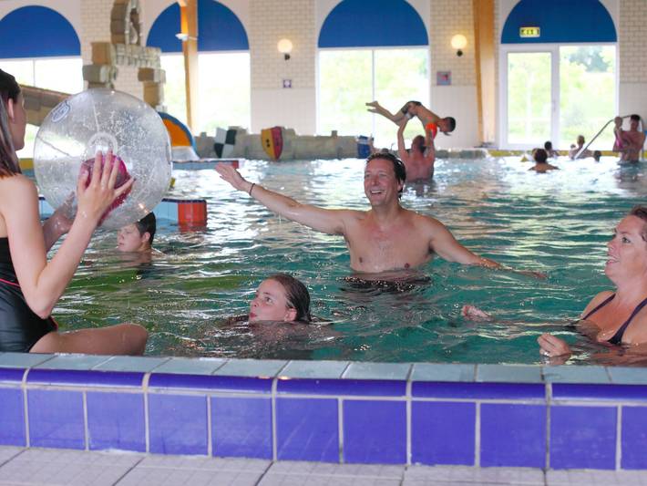 Ferienhaus für 6 Personen, mit Garten und Pool sowie Terrasse in Breskens - 4