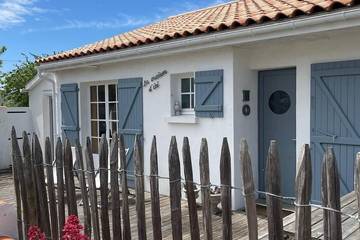 Location de vacances pour 8 personnes, avec jardin et terrasse dans Plage des Sableaux