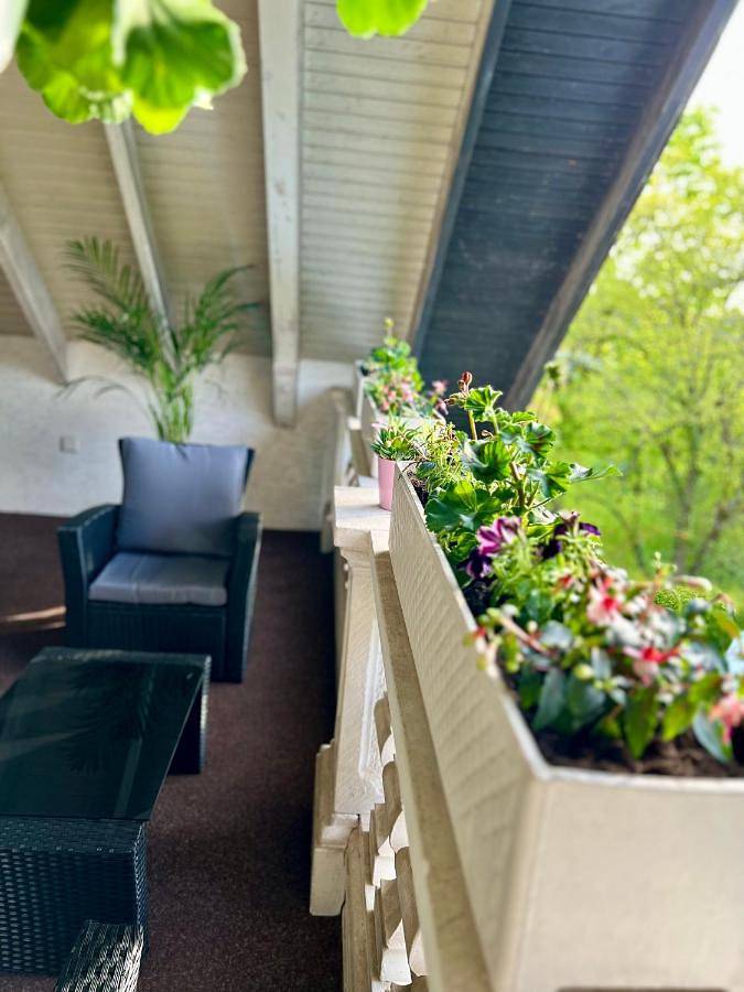 Ferienhaus für 4 Personen, mit Balkon und Terrasse sowie Garten und Ausblick