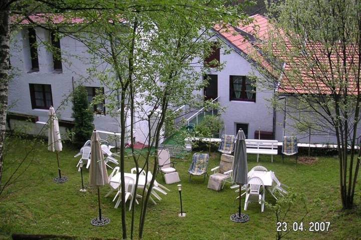 Gîte pour 3 personnes, avec jardin ainsi que sauna et jacuzzi, animaux acceptés dans Capvern les Bains - 4