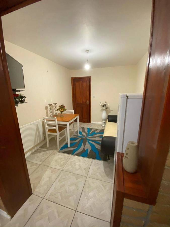 Family Studio in Blackbird Leys, Oxford