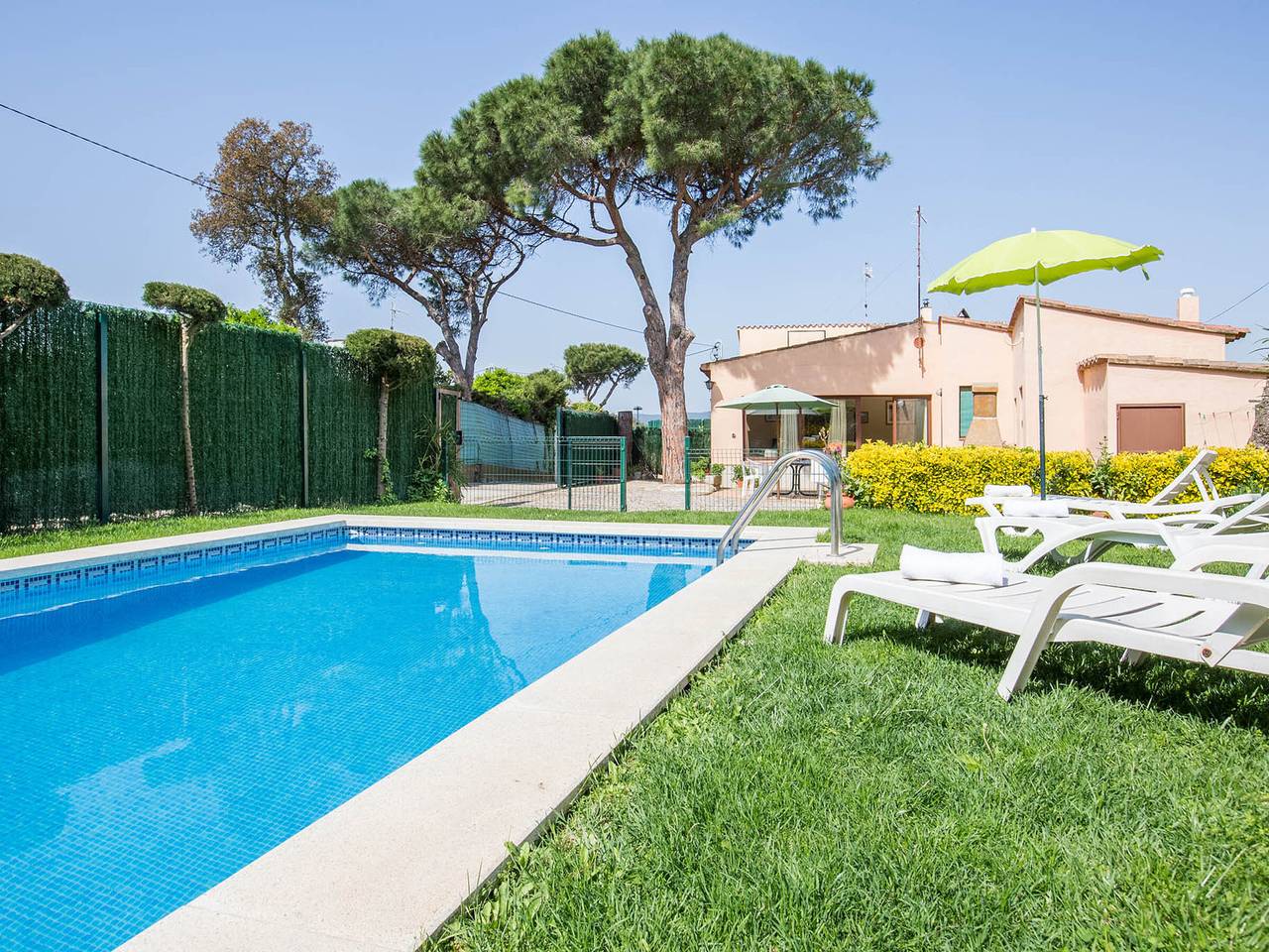 Villa à Tamariu avec Piscine Privée, Jardin et Terrasse - 6 Pers. à 6 Km des Plages in Begur, Costa Brava
