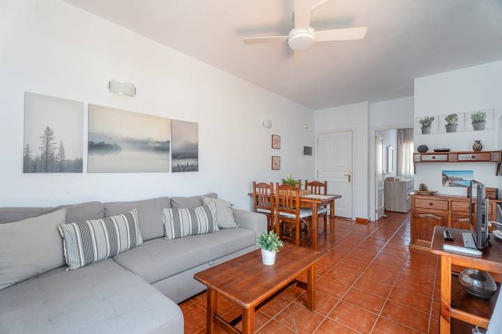 Casa Perla – Terrace & Pool in the Heart of Playa de Santiago in La Trinchera, Alajeró (municipality)