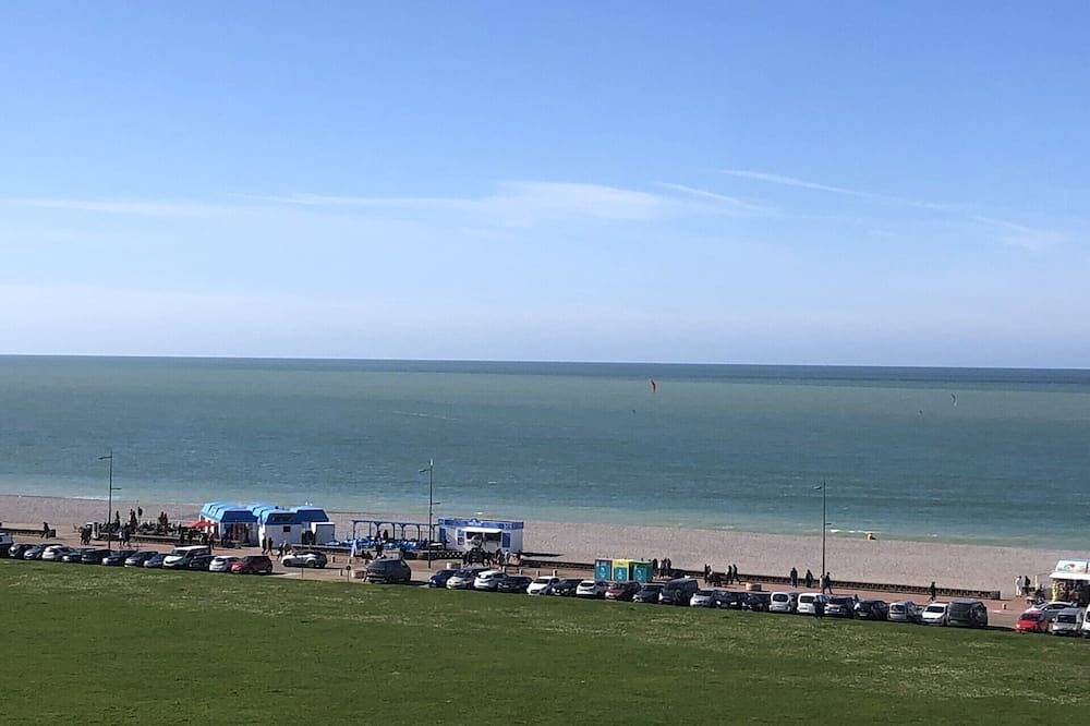 Ganze Wohnung, Apartment 24m2 sea view in Plage Dieppe, Dieppe