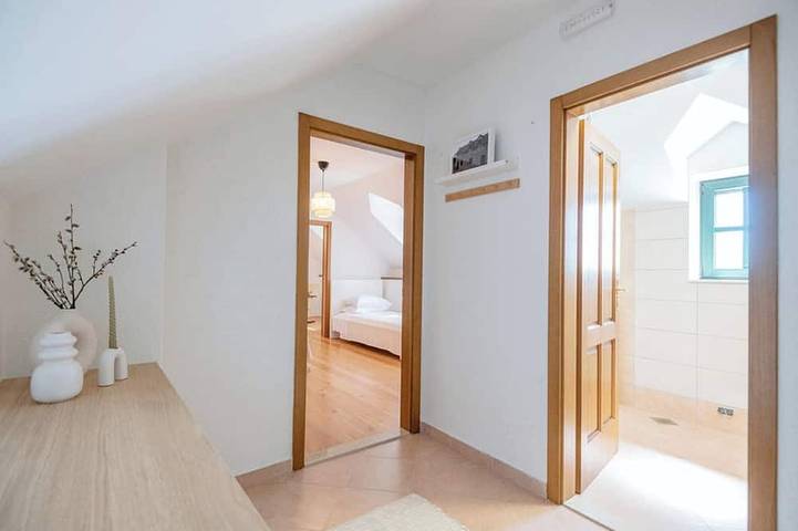 Ferienhaus für 5 Personen, mit Terrasse und Garten in Split-Dalmatien - 2