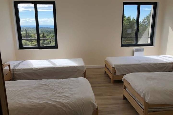 Location de vacances pour 12 personnes, avec jardin et terrasse à Venasque - 4