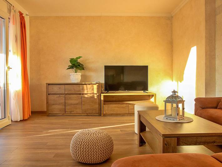 Ferienhaus für 12 Personen, mit Terrasse und Garten in Makarska - 2