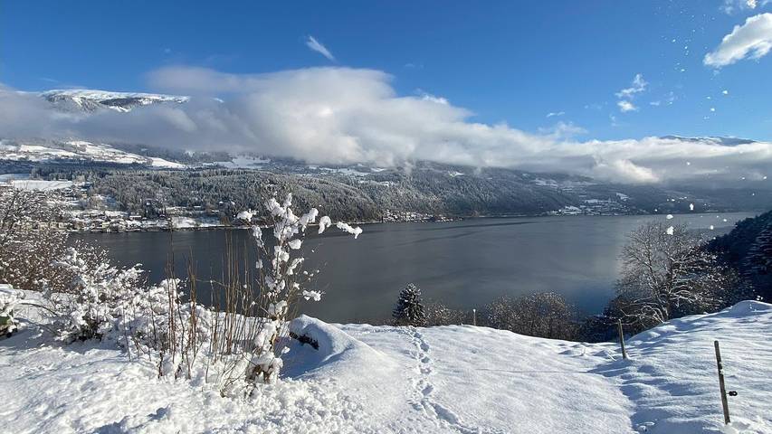 Ferienhaus für 2 Personen, mit Ausblick und Seeblick sowie Sauna und Terrasse in Spittal an der Drau