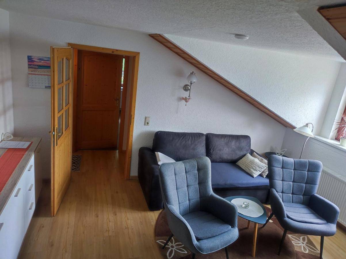 Ganze Wohnung, Apartment with Garden View in Frauenwald, Rennsteig