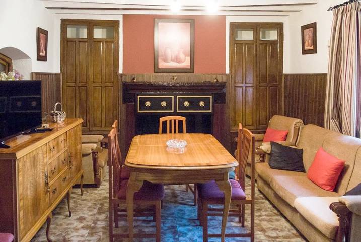 Casa rural para 14 personas, con Vistas en Segura de la Sierra