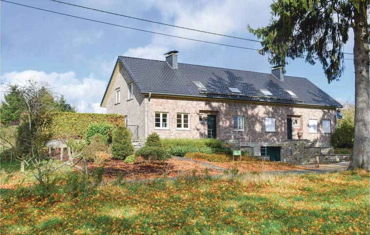 Ferienhaus für 10 Personen, mit Terrasse und Garten in Büllingen