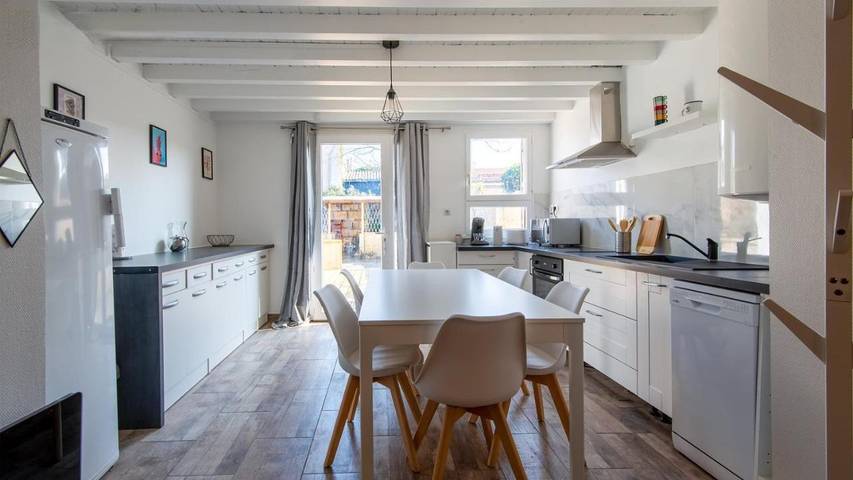 Location de vacances pour 6 personnes, avec jardin à Niort - 3