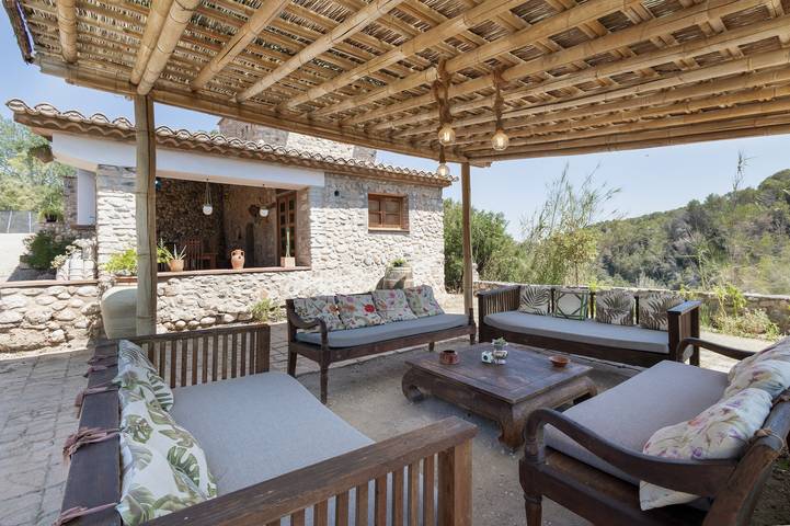 Casa rural para 16 personas, con jardín, Se admiten mascotas en Anoia (España) - 2