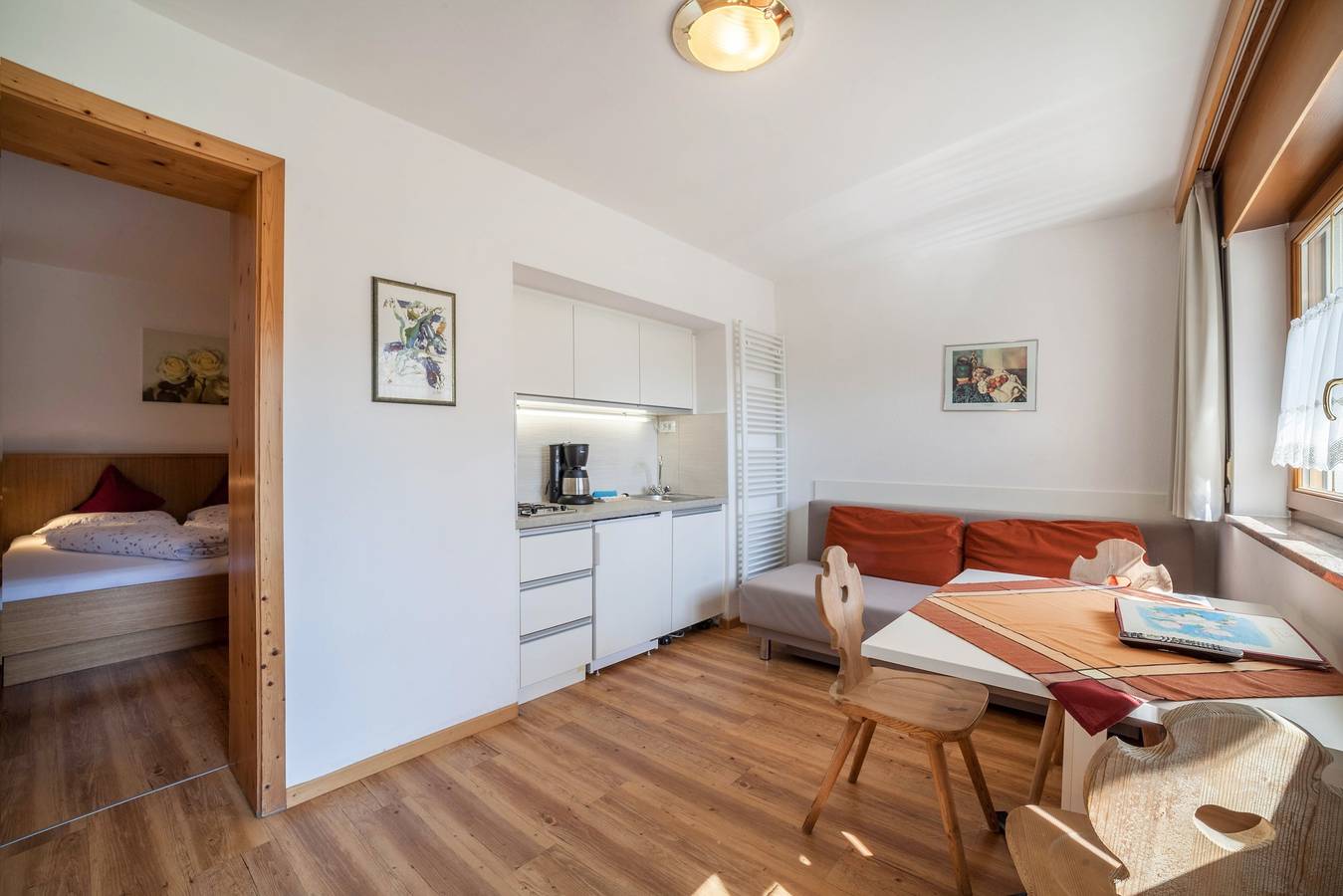 Entire apartment, Holiday Apartment 'Camping Passeier Apfelblüte' with Sauna, Mountain View, Garden & Wi-Fi in Saltaus, St. Martin in Passeier