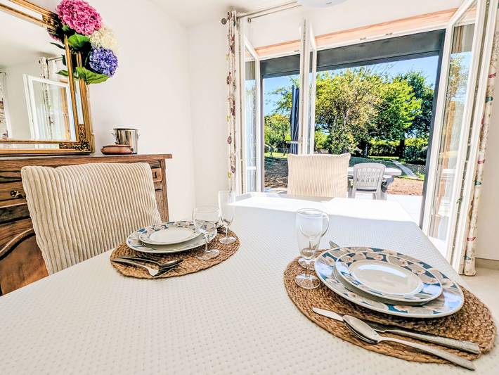 Location de vacances pour 3 personnes, avec Terrasse et Jardin dans Dannemarie-sur-Crète