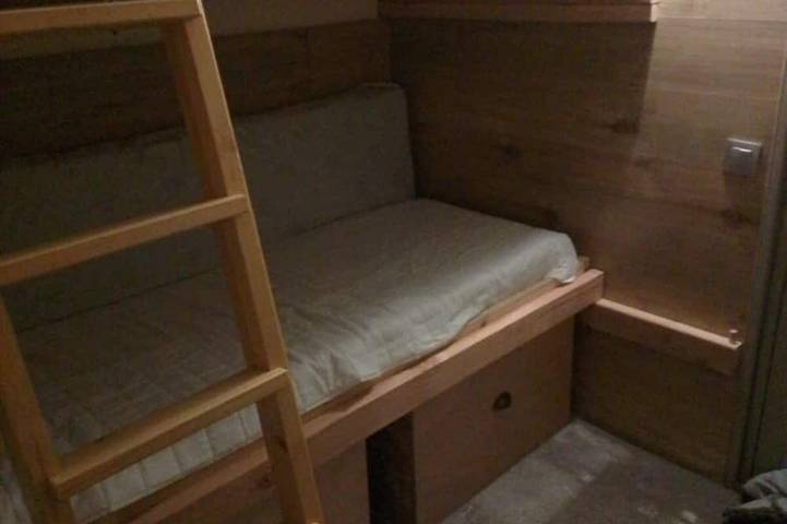 Ganze Wohnung, Coquet studio, heart of the resort, sleeps 4, south-west facing in Arc 1800, Bourg-Saint-Maurice