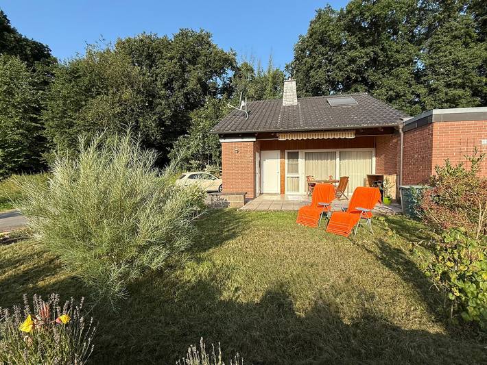 Ferienhaus für 2 Personen, mit Terrasse und Garten sowie Whirlpool in Diemelstadt