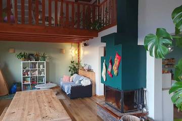 Location de vacances pour 10 personnes, avec terrasse et jardin à Jarrie