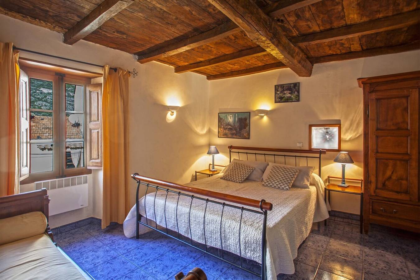 Appartement entier, Casa Tenda appartement dans maison en pierre in Santo-Pietro-di-Tenda, Région de Calvi