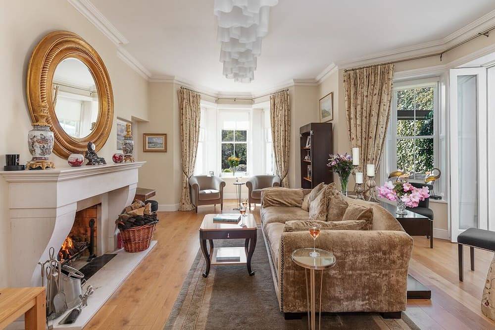 The Hollies 5 bedroom house in Caragh, County Kerry