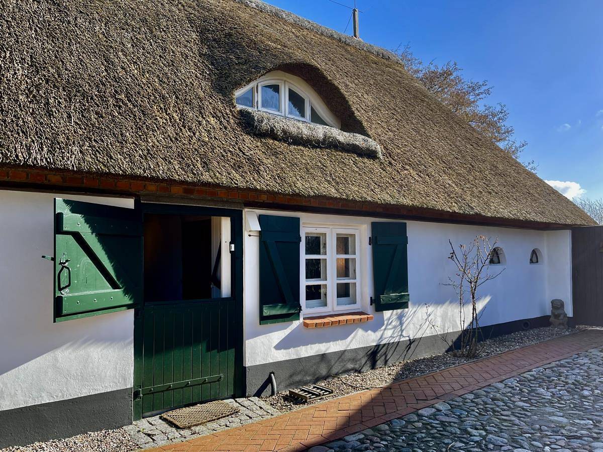 Friesenkate am Seedeich in Hillgroven, Dithmarschen
