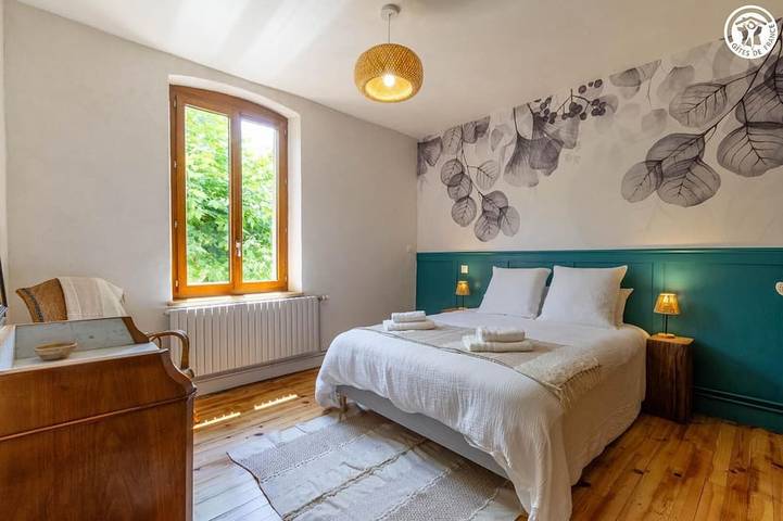 Location de vacances pour 8 personnes, avec terrasse et jardin à Avressieux - 2