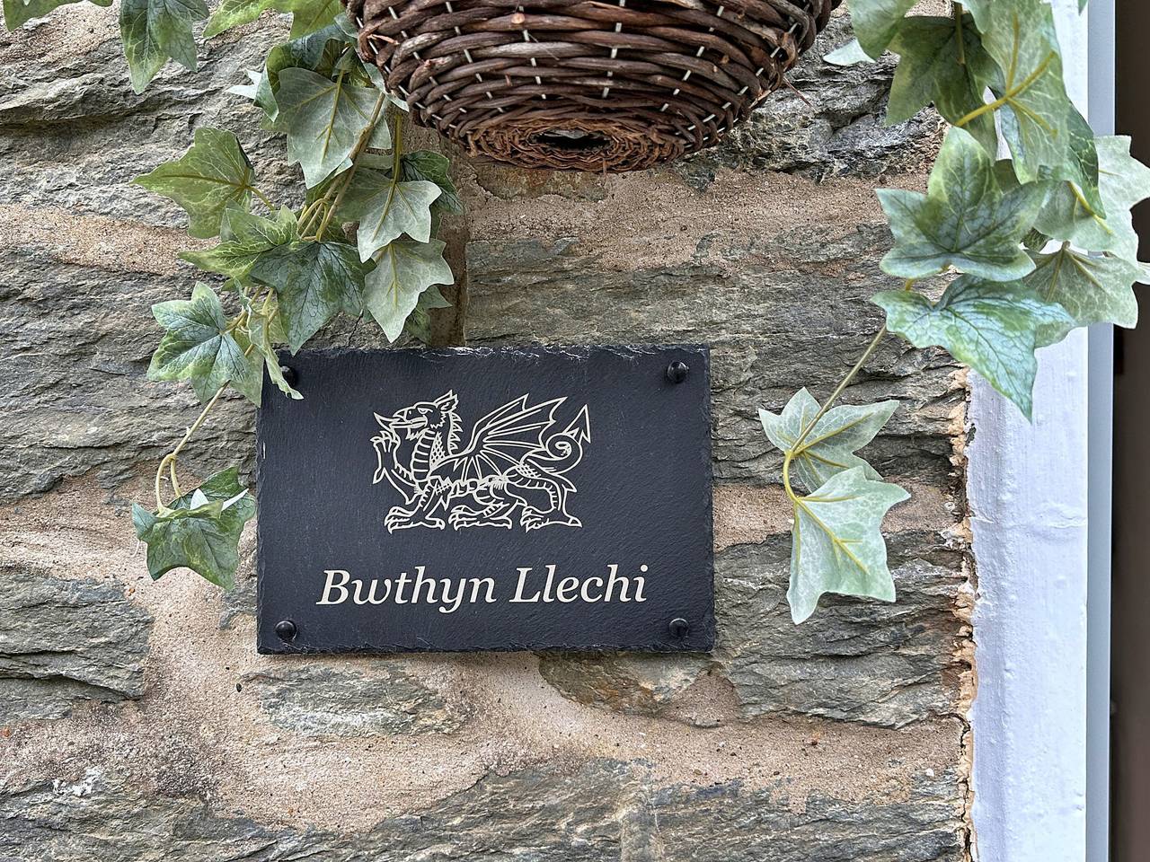 Bwthyn Llechi (Slate Cottage) in Blaenau Ffestiniog, Snowdonia