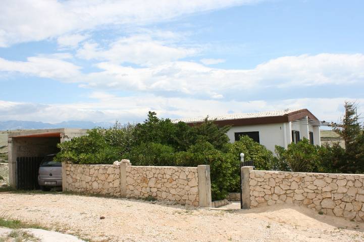 Apartamento entero, Apartamento de una habitación con terraza y vista al mar Bahía Smokvica (Pag) A-6314-a in Pag