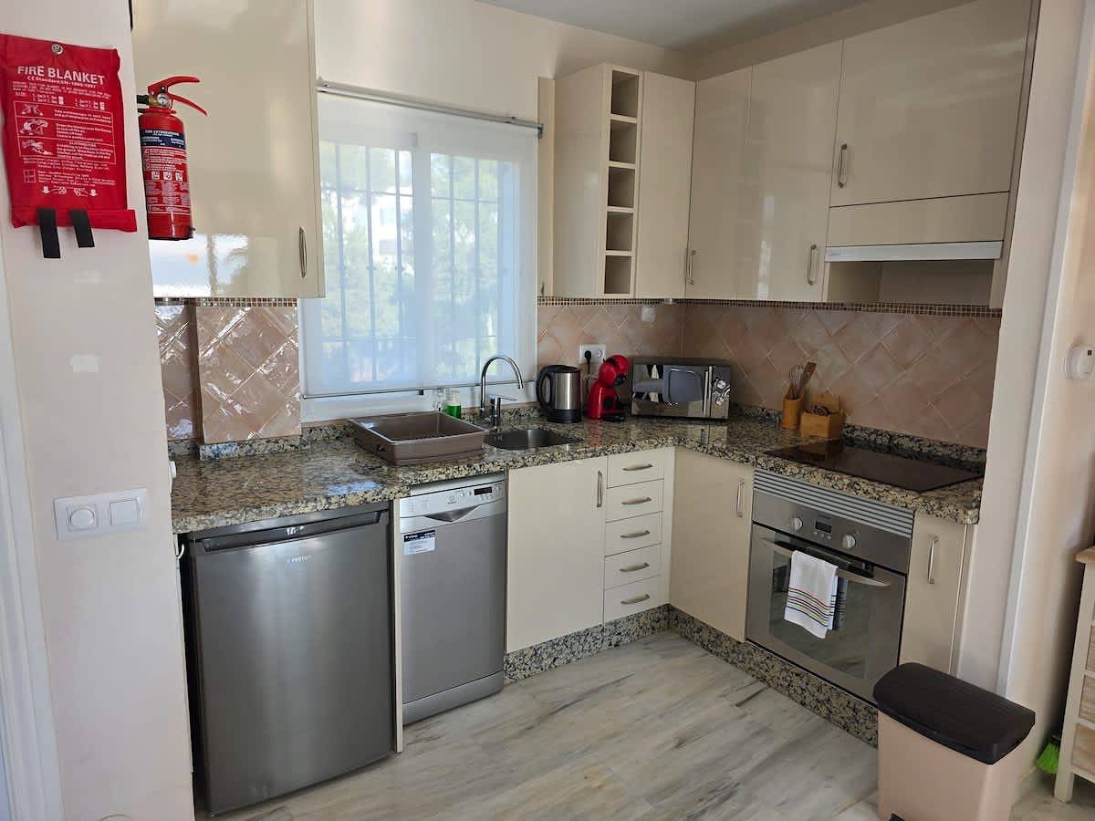 Apartamento entero, Apartamento de vacaciones para 5 personas con jardín in La Cala de Mijas, Mijas