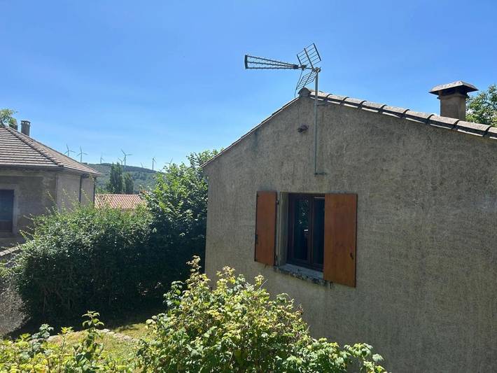 Location de vacances pour 5 personnes, avec jardin ainsi que vue et terrasse, animaux acceptés à Pradelles-Cabardès - 4