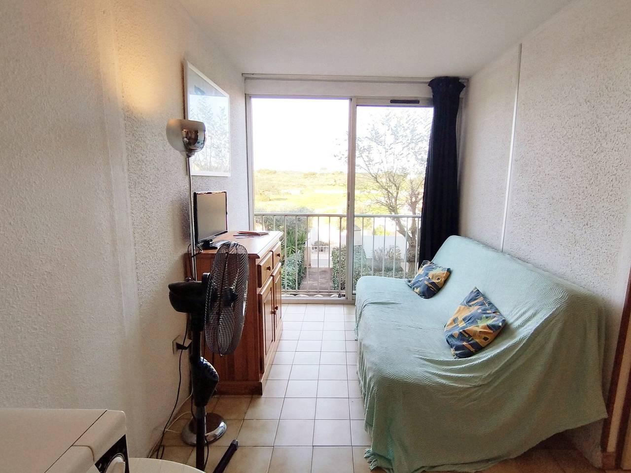 Appartement entier, T2 avec piscine, tennis & parking - Proche plage - 3/4 pers in Saint Pierre la Mer, Fleury