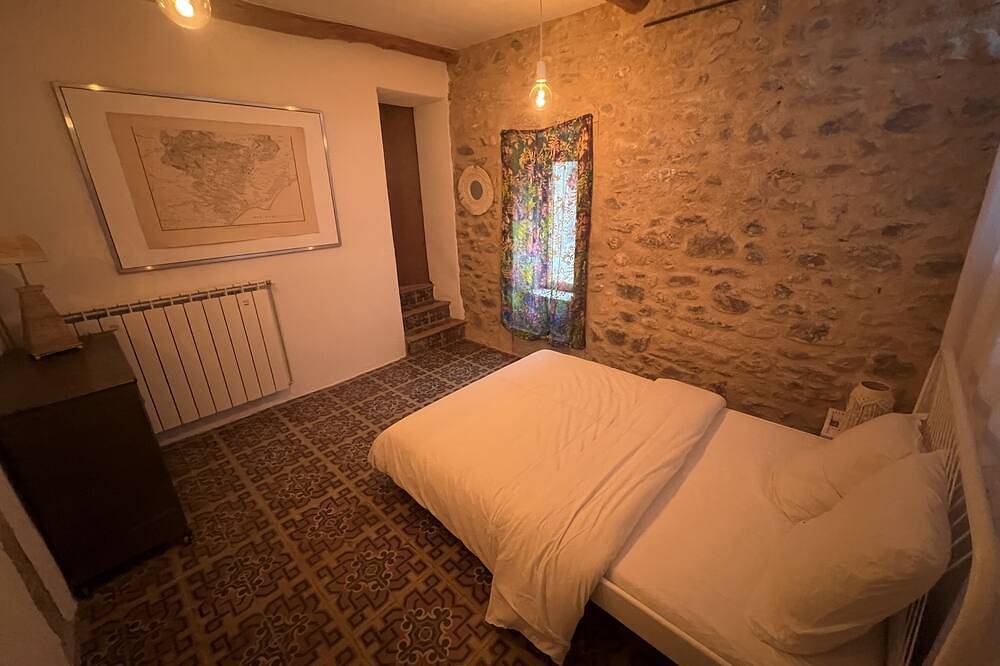 Ganze Wohnung, Maison Plein Centre Village in Caux, Mittelmeerküste (Frankreich)