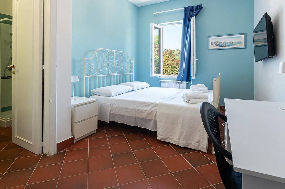 Geweldig huis met 5 slaapkamers in. in Marina di Casal Velino, Cilento