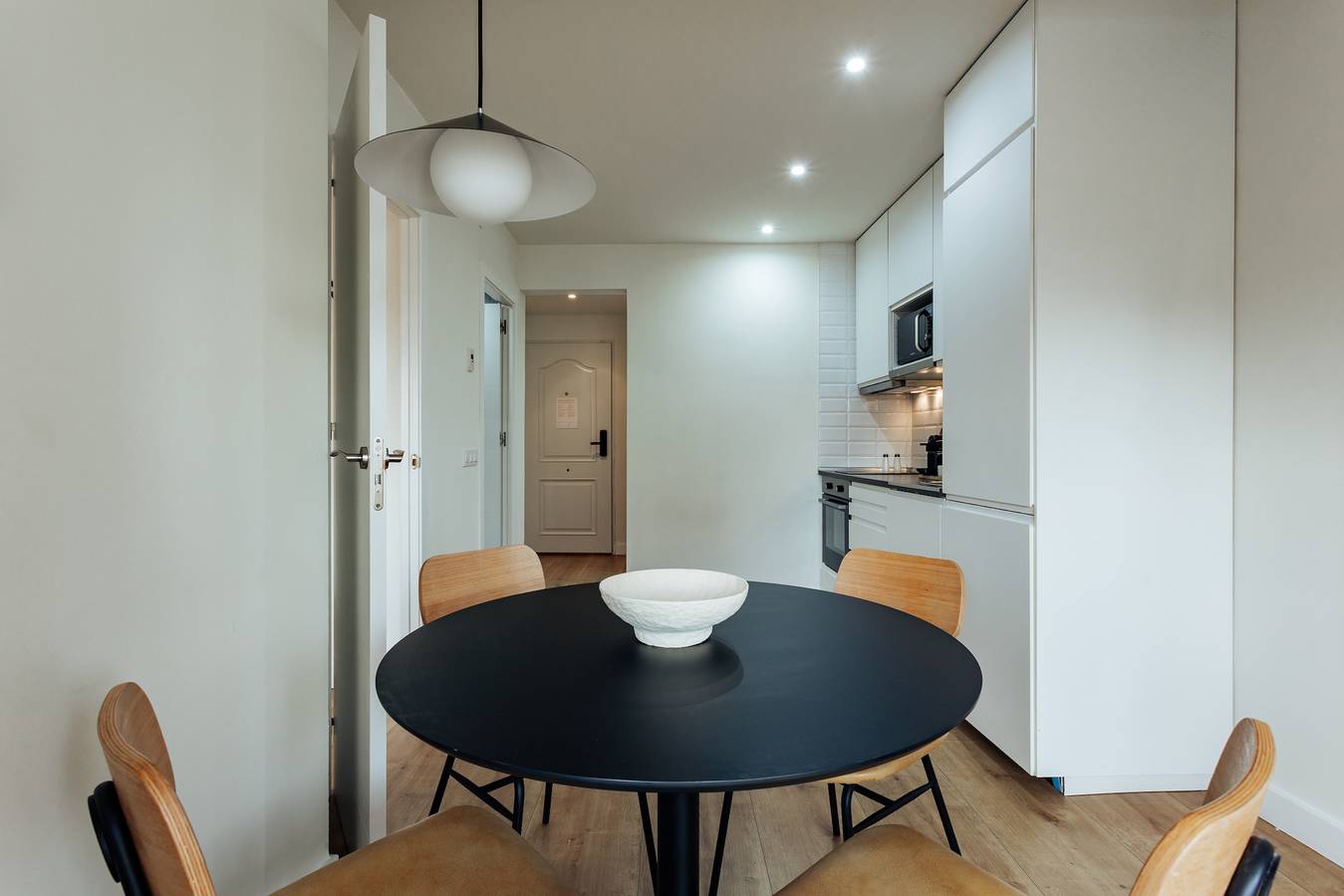 Apartamento entero, Apartamento de vacaciones para 6 personas con balcón/terraza in Hospitalet de Llobregat, Barcelonés