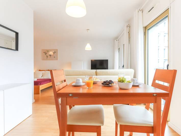 Ganze Wohnung, Charmantes Loft mit Garage nahe Zentrum und Universität in Lissabon, Costa de Lisboa