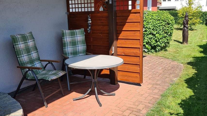 Bungalow für 2 Personen, mit Terrasse und Garten in Zingst