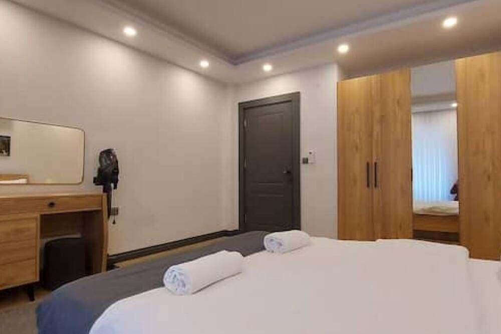 New Flat&Large Living Space(2-2) Near Lara Beach in Antalya, Antalya Province