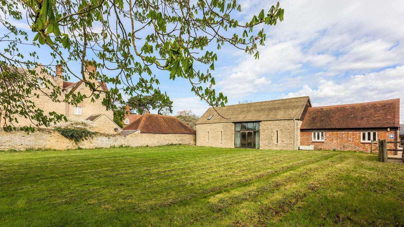 The Barn  in Oxfordshire