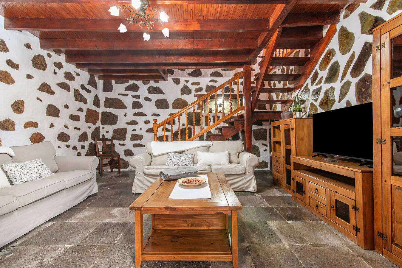 Ferienhaus 'El Patio Canario' mit Meerblick, privater Terrasse und Wlan in Firgas, Gran Canaria Nord