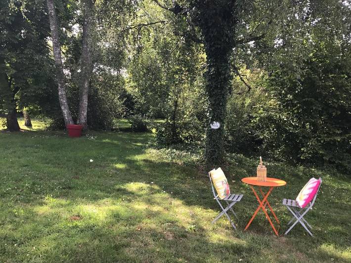 Gîte pour 4 personnes, avec vue ainsi que terrasse et jardin à Le Fied - 4