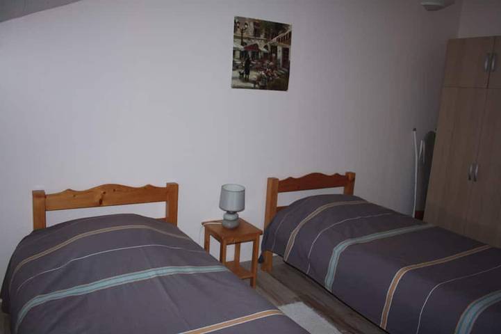 Gîte pour 6 personnes, avec terrasse et jardin à Vendeuvre-du-Poitou - 3