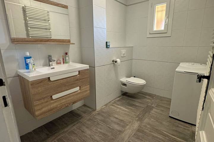 Location de vacances pour 9 personnes, avec jardin à Saint-Privat-des-Vieux - 2