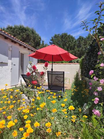 Gîte pour 2 personnes, avec jardin dans Plage de Matha