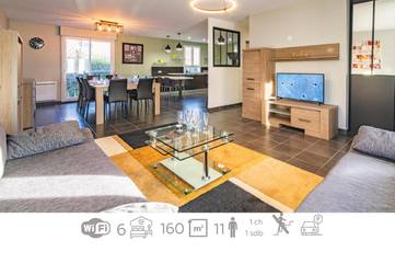 Gîte pour 11 personnes, avec jardin et vue à Cormontreuil