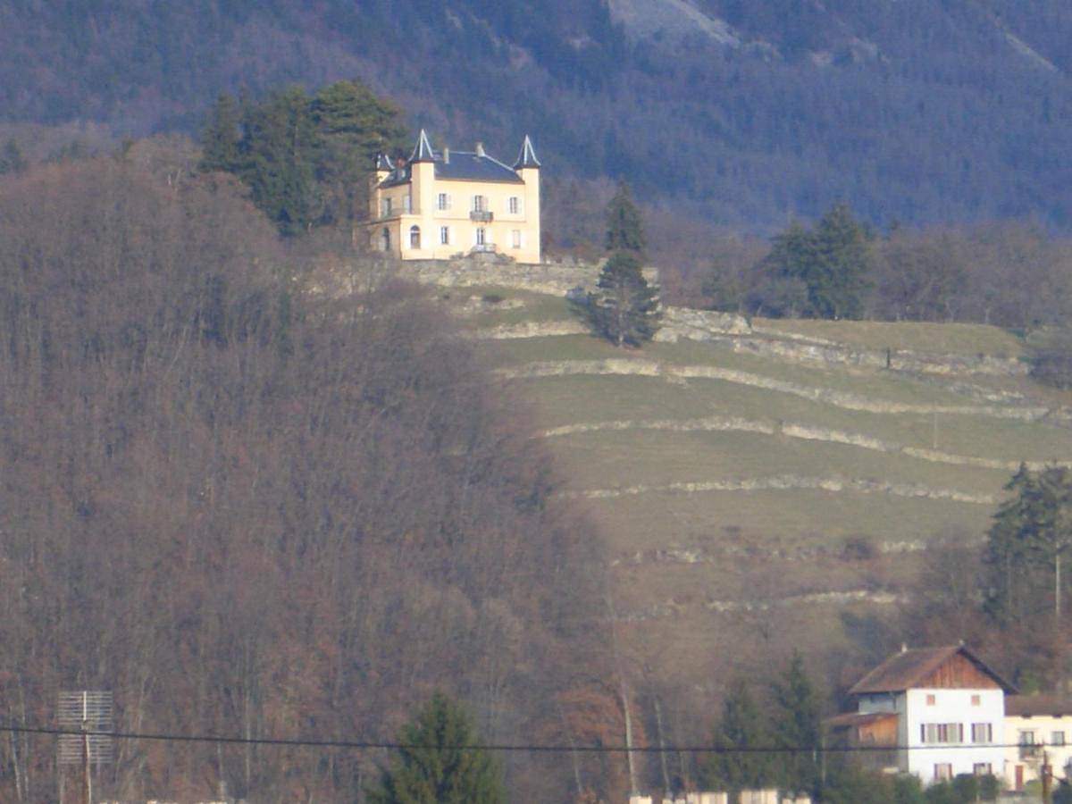 Château des Tours, 300 m2, vue panoramique in Ayse, Région de Bonneville