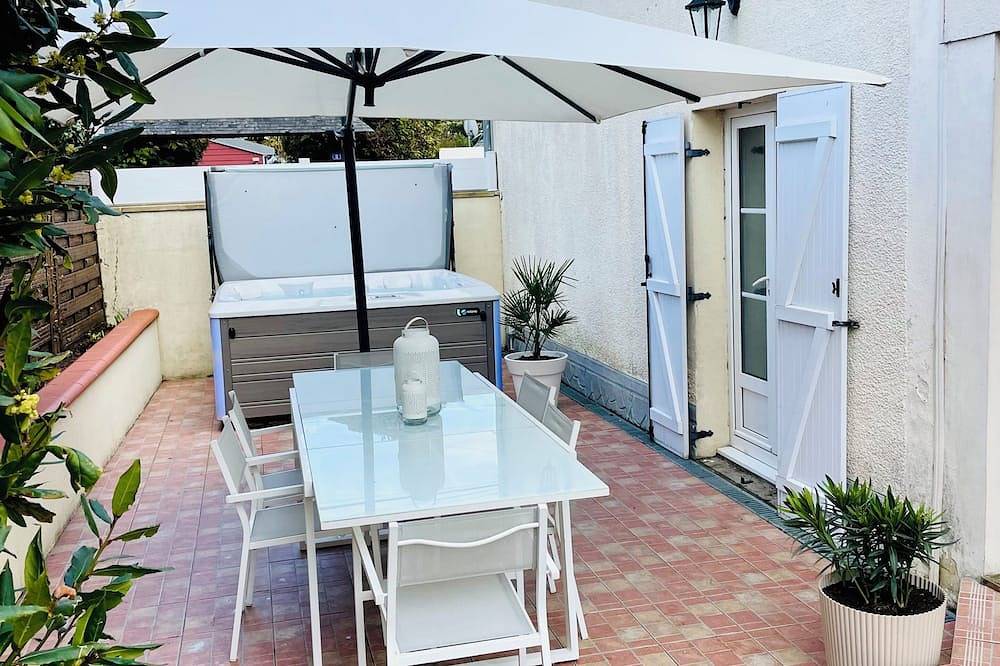 Maison cosy avec spa & jardin près d'Angers in Briollay, Région d'Angers