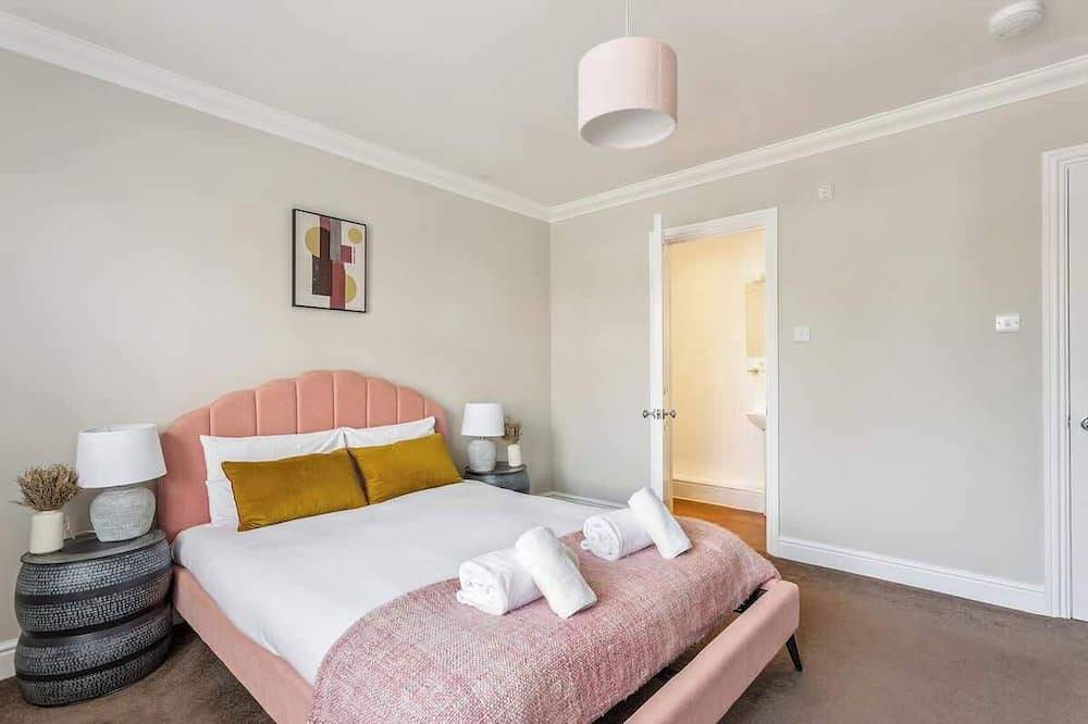 Appartement entier, Ground Floor•Parking•Windsor Castle - By Tempstay in Windsor, Berkshire