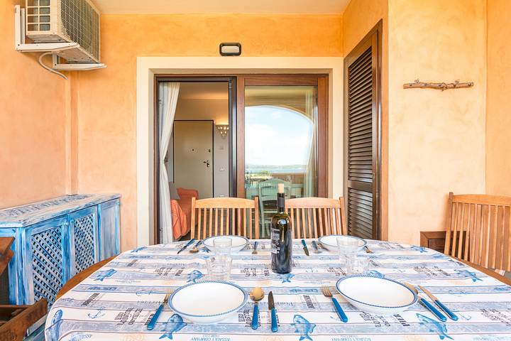 Gîte pour 4 personnes, avec balcon et jardin à Pittulongu - 4